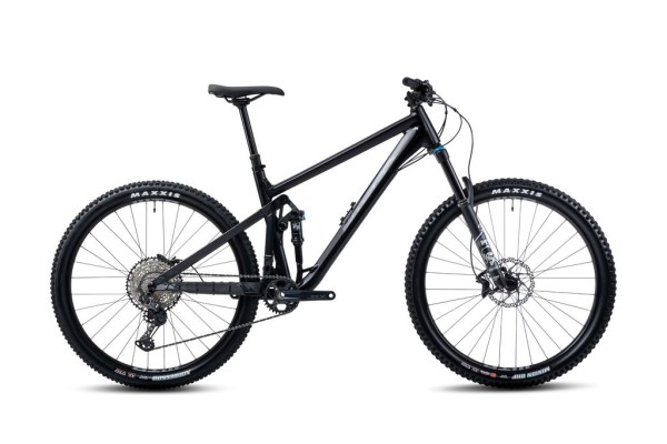 Performance GHOST Riot Trail Essential AL, matt/glossy black, Gr.L - Optimales Mountainbike